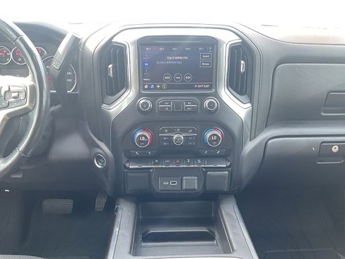 Used 2019 Chevrolet Silverado 1500 RST image 12