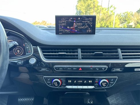 Used 2017 Audi Q7 3.0T Prestige image 23