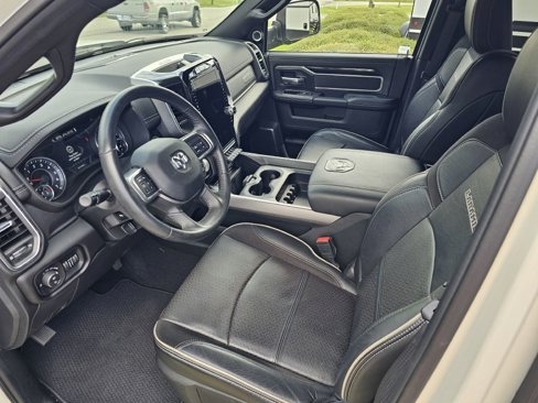 Used 2022 RAM 2500 Laramie image 13