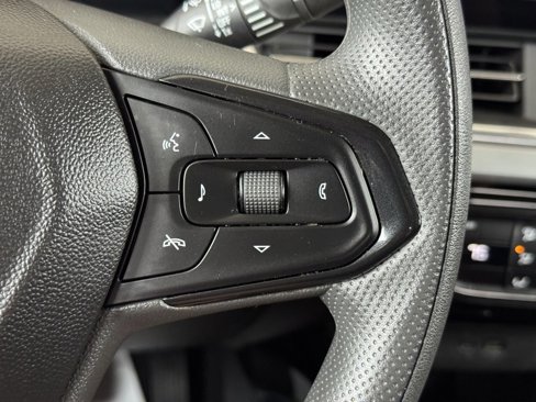 Used 2024 Chevrolet Trax LT image 28