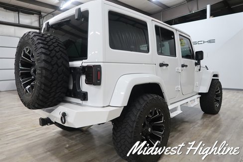 Used 2017 Jeep Wrangler Unlimited Sahara w/ Connectivity Group image 21