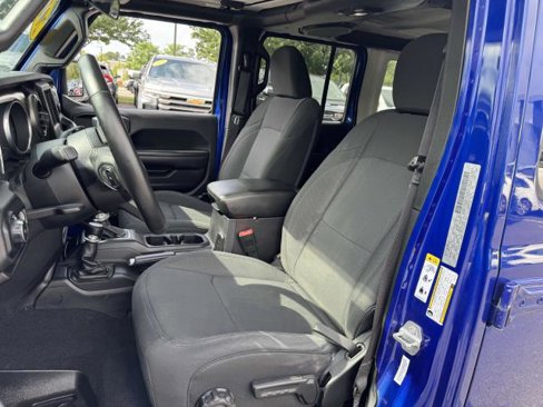 Used 2018 Jeep Wrangler Unlimited Sport S image 13