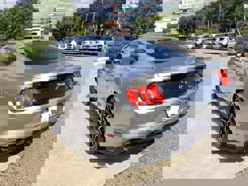 Used 2020 Ford Mustang Premium image 6