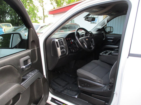 Used 2018 Chevrolet Silverado 1500 LT w/ All Star Edition image 15