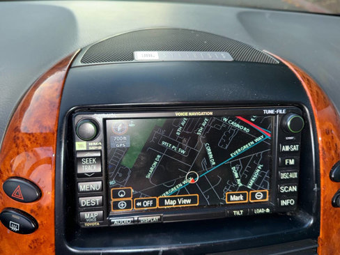 Used 2008 Toyota Sienna XLE Limited image 16