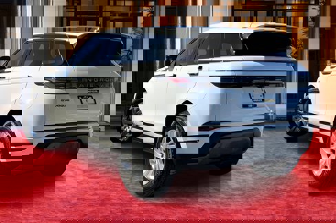 Used 2024 Land Rover Range Rover Evoque S image 11