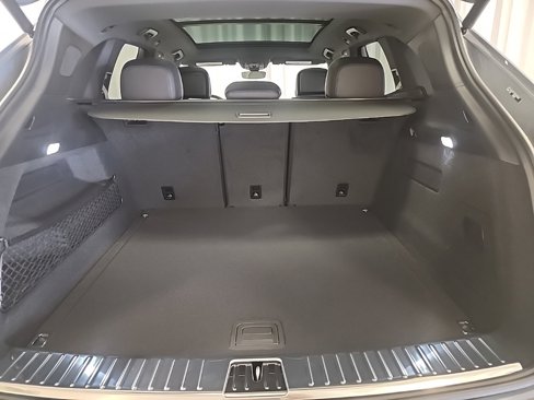 New 2025 Porsche Cayenne image 22