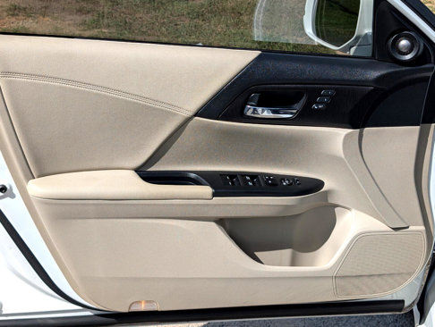 Used 2013 Honda Accord EX-L image 16