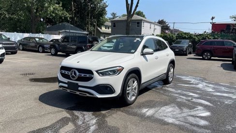 Used 2023 Mercedes-Benz GLA 250 4MATIC image 2