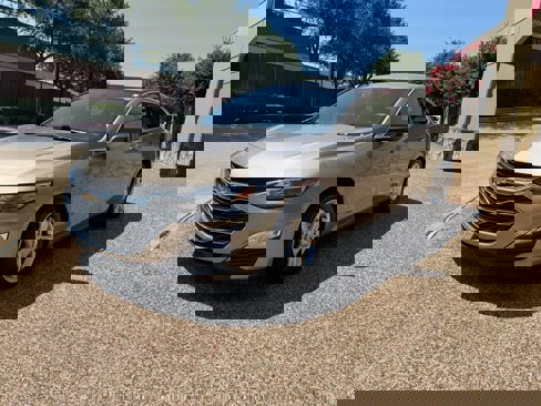Used 2022 Chevrolet Malibu LS image 12