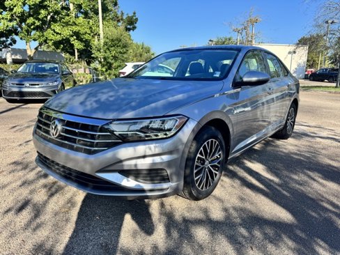 Certified 2021 Volkswagen Jetta SE w/ SE Cold Weather Package image 3
