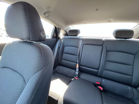 Used 2024 Chevrolet Malibu LT image 39