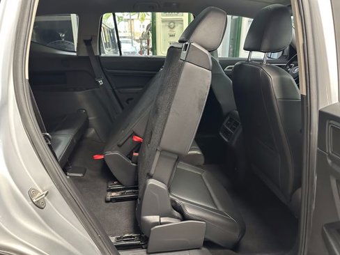 Used 2019 Volkswagen Atlas SE w/ Panoramic Sunroof Package image 44