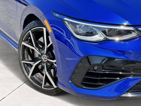 Used 2022 Volkswagen Golf R image 55