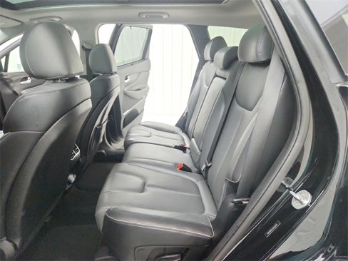 Used 2023 Hyundai Santa Fe Limited image 31
