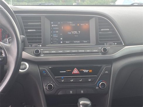 Used 2018 Hyundai Elantra Sport image 16