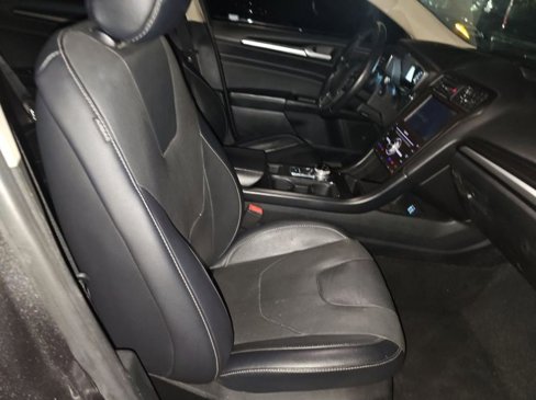 Used 2019 Ford Fusion Titanium image 18