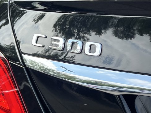 Used 2019 Mercedes-Benz C 300 4MATIC Sedan image 25