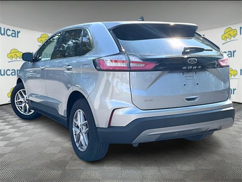 Used 2022 Ford Edge SEL image 2
