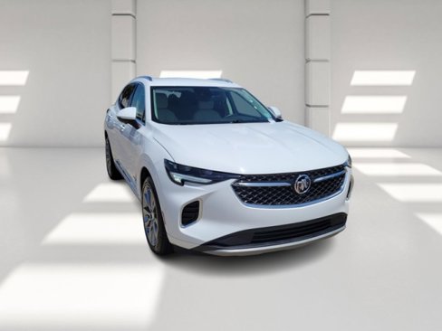 Certified 2021 Buick Envision Avenir w/ Technology Package II image 3
