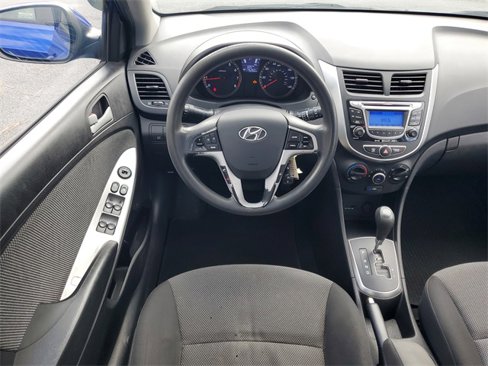 Used 2013 Hyundai Accent GS image 14