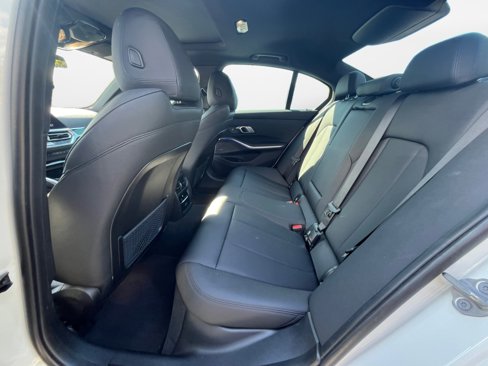 Used 2021 BMW 330i Sedan w/ Premium Package image 13