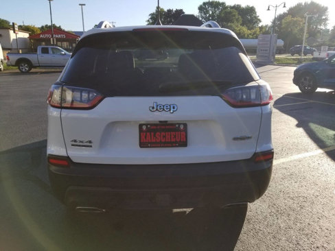 Certified 2021 Jeep Cherokee Latitude Lux w/ Sun & Sound Group image 6