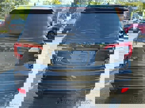 Used 2020 Honda Pilot Black Edition image 14