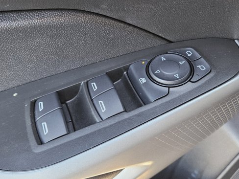 Used 2024 Chevrolet Trax RS w/ Sunroof Package image 35