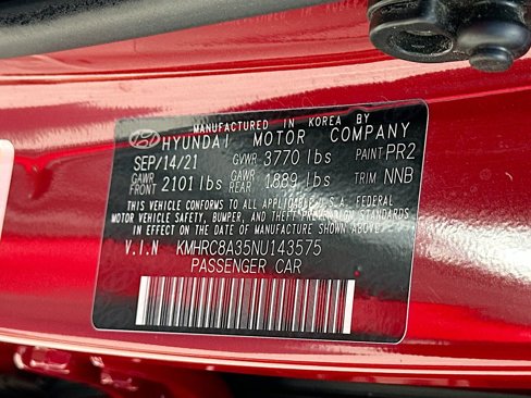 Used 2022 Hyundai Venue Limited image 31