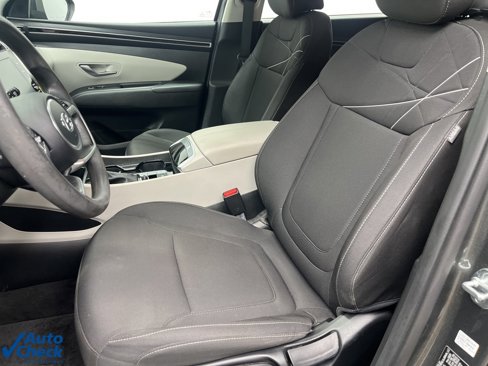 Used 2023 Hyundai Tucson SE image 18