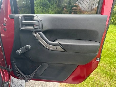 Used 2013 Jeep Wrangler Sport image 12