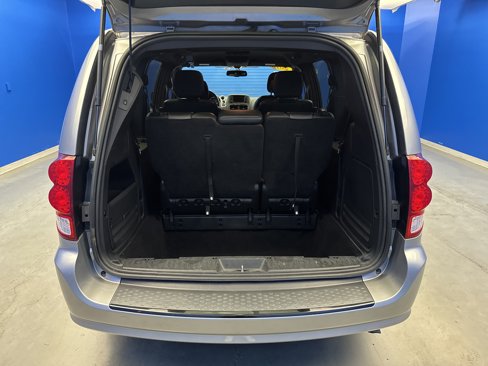 Used 2015 Dodge Grand Caravan SXT image 26