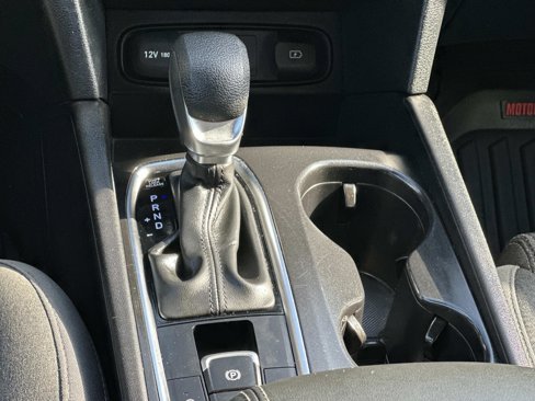 Used 2019 Hyundai Santa Fe SE image 24