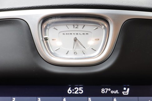 Used 2018 Chrysler 300 C w/ Sun, Sound & Nav Package image 14