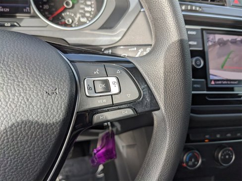 Certified 2021 Volkswagen Tiguan S image 27