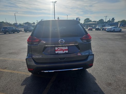 Used 2020 Nissan Rogue SL w/ Premium Package image 4