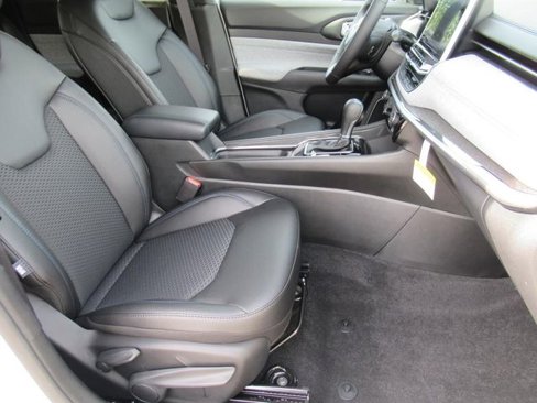 New 2025 Jeep Compass Latitude w/ Mopar Graphics Package image 10