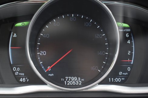 Used 2016 Volvo V60 T5 Premier image 18