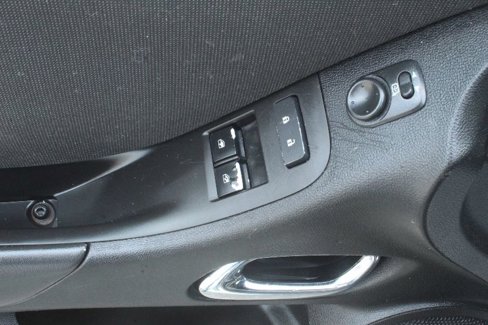 Used 2014 Chevrolet Camaro LT image 9