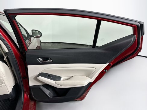 Used 2019 Nissan Altima 2.5 Platinum image 30