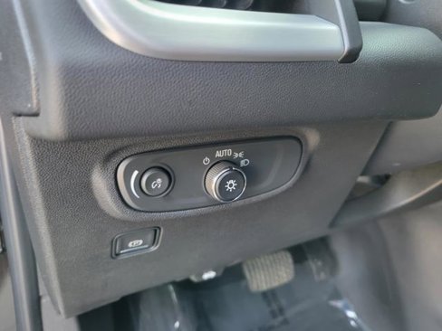 Certified 2023 GMC Terrain SLE image 19