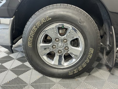 Used 2011 RAM 1500 Laramie image 18