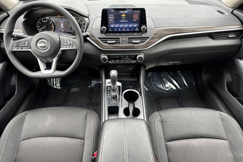 Used 2023 Nissan Altima 2.5 SV image 15