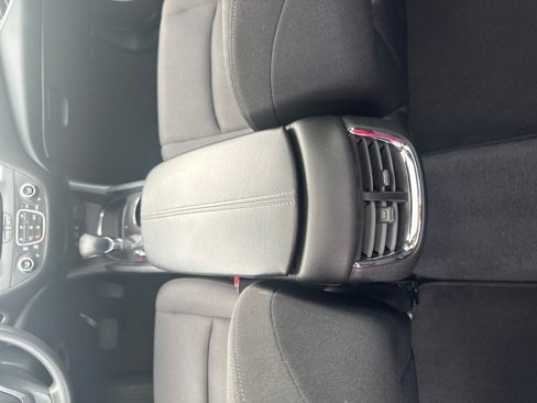 Used 2022 Chevrolet Malibu LT image 26