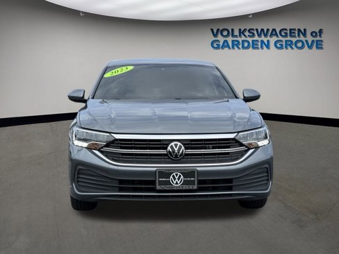 Used 2023 Volkswagen Jetta S image 3
