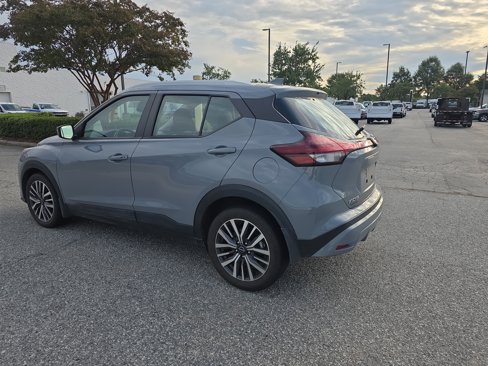 Used 2023 Nissan Kicks SV image 8