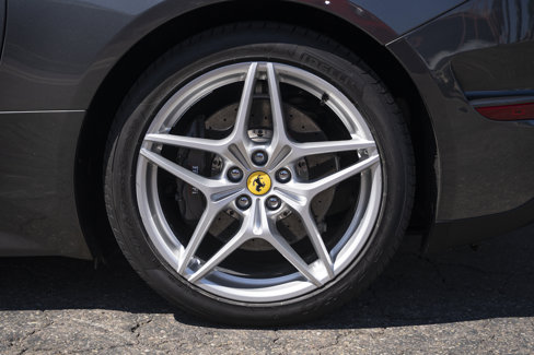 Used 2016 Ferrari California T image 20