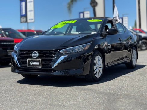 Used 2024 Nissan Sentra S image 6