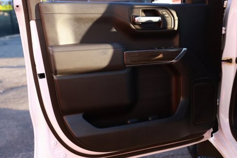 Used 2020 Chevrolet Silverado 1500 LT Trail Boss w/ Convenience Package image 19